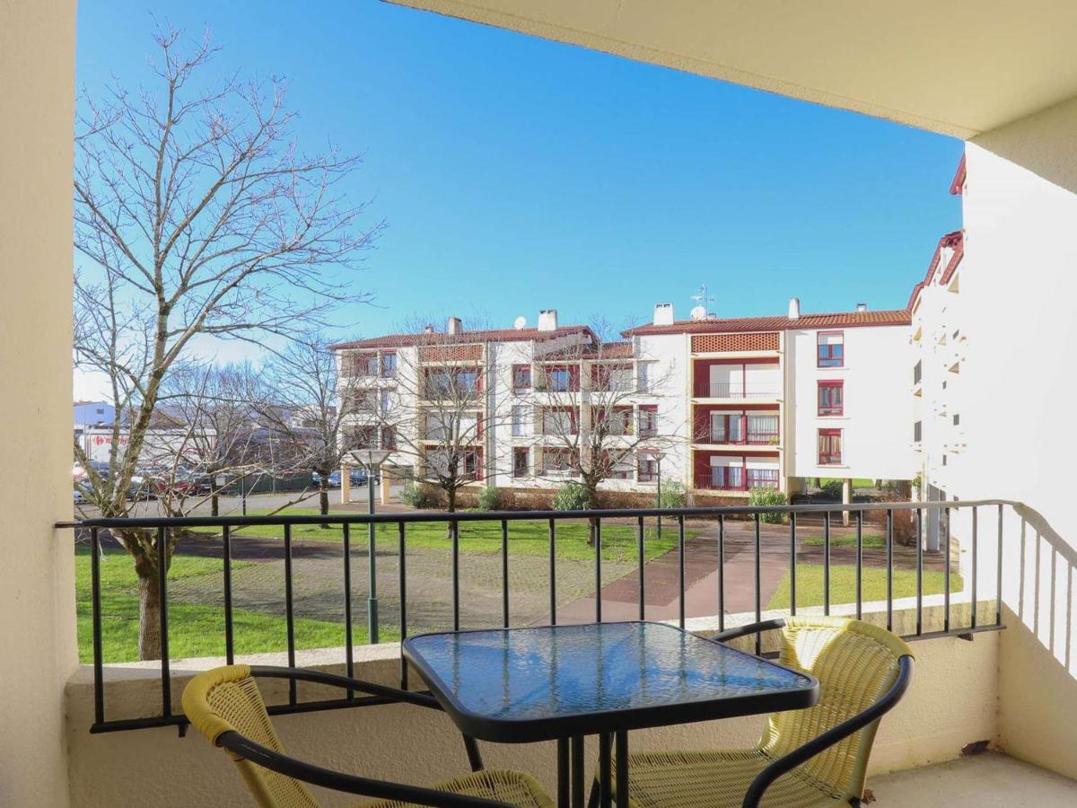 Appartement Bel Renove, Calme, Proche Centre Et Plage, Balcon, 2 Chambres, Commerces A 150m - Fr-1-4-685 *